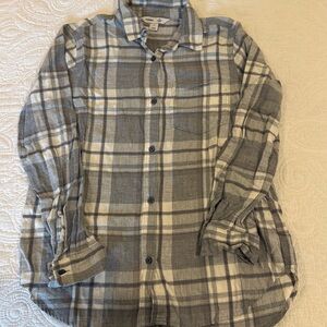 Old Navy button up shirt